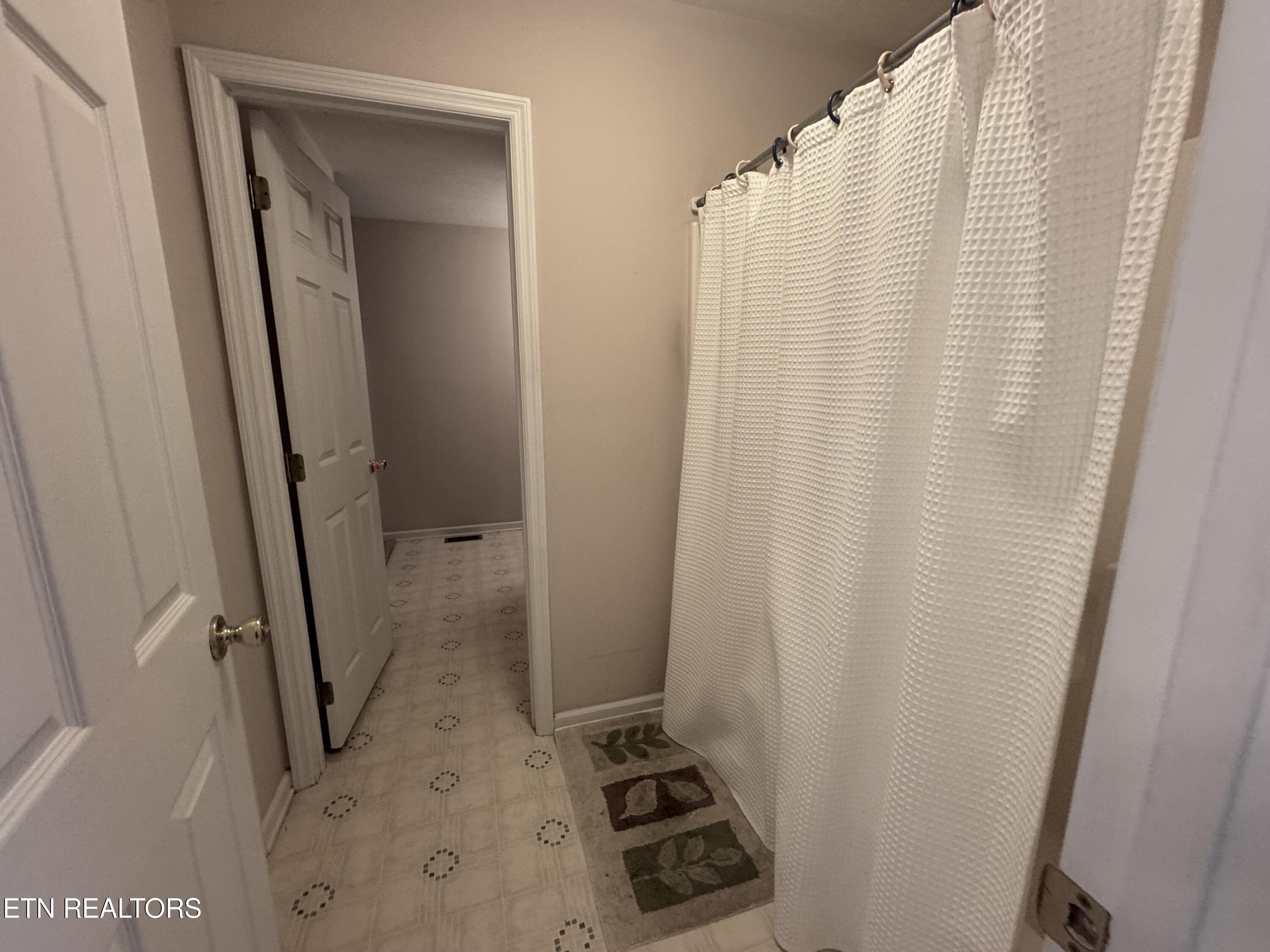 7805 Silverbridge Court Powell, TN 37849 - Photo 31 of 44 IMG_2997