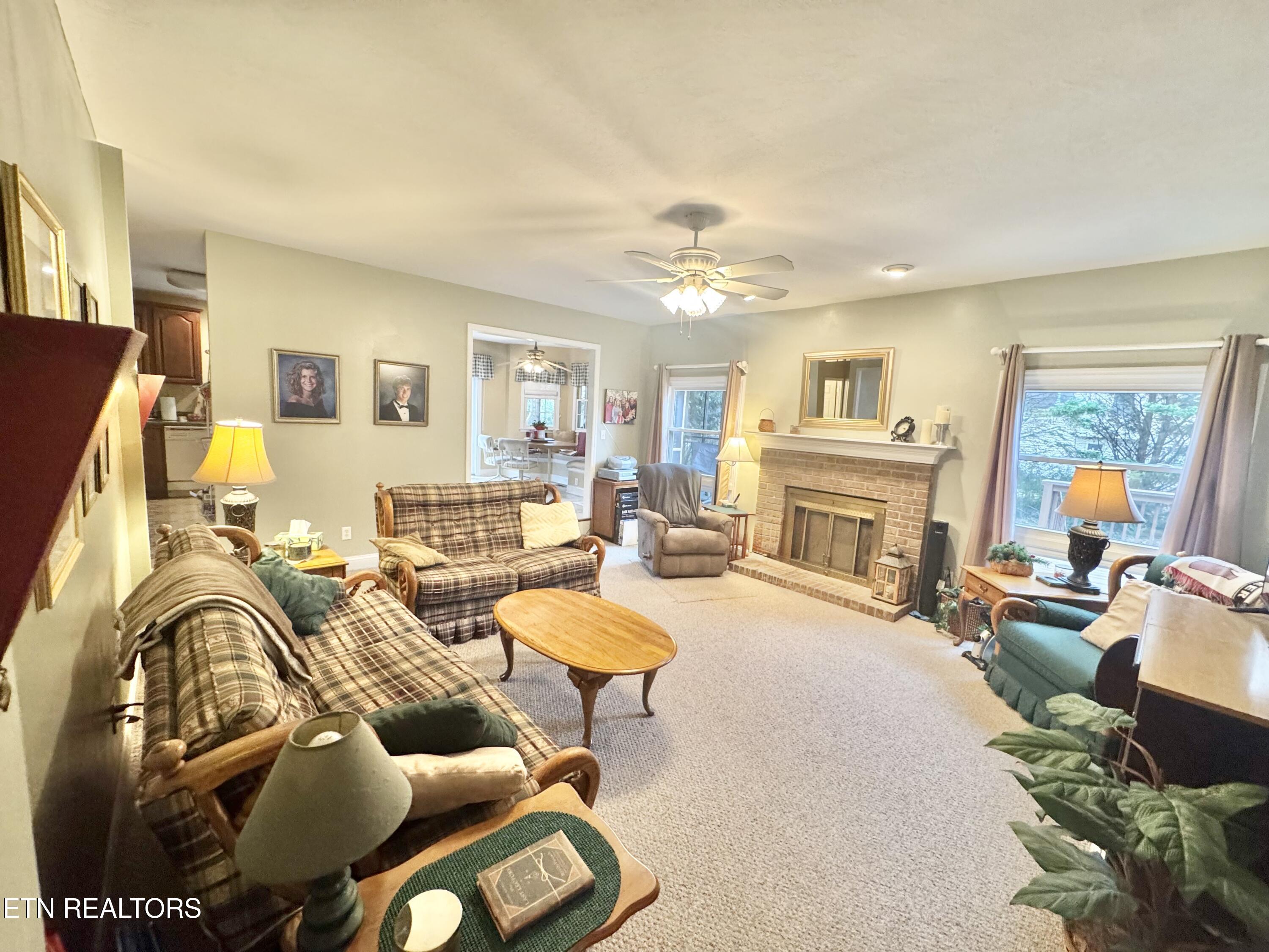 7805 Silverbridge Court Powell, TN 37849 - Photo 5 of 44 IMG_3065