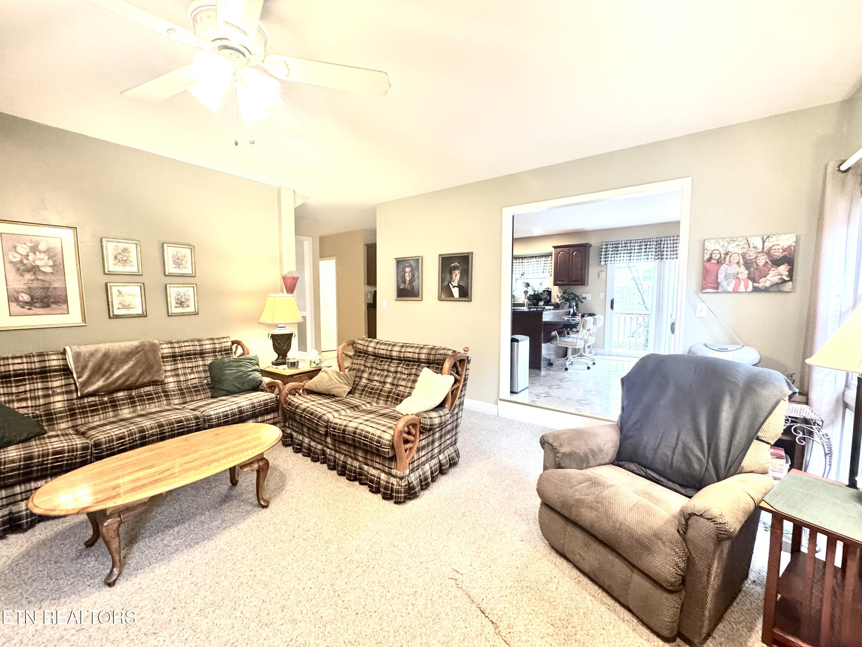 7805 Silverbridge Court Powell, TN 37849 - Photo 7 of 44 IMG_3067