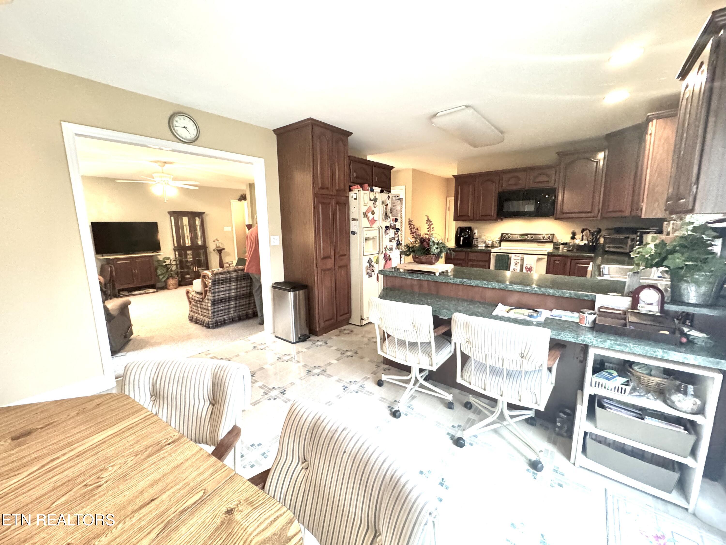 7805 Silverbridge Court Powell, TN 37849 - Photo 10 of 44 IMG_3052