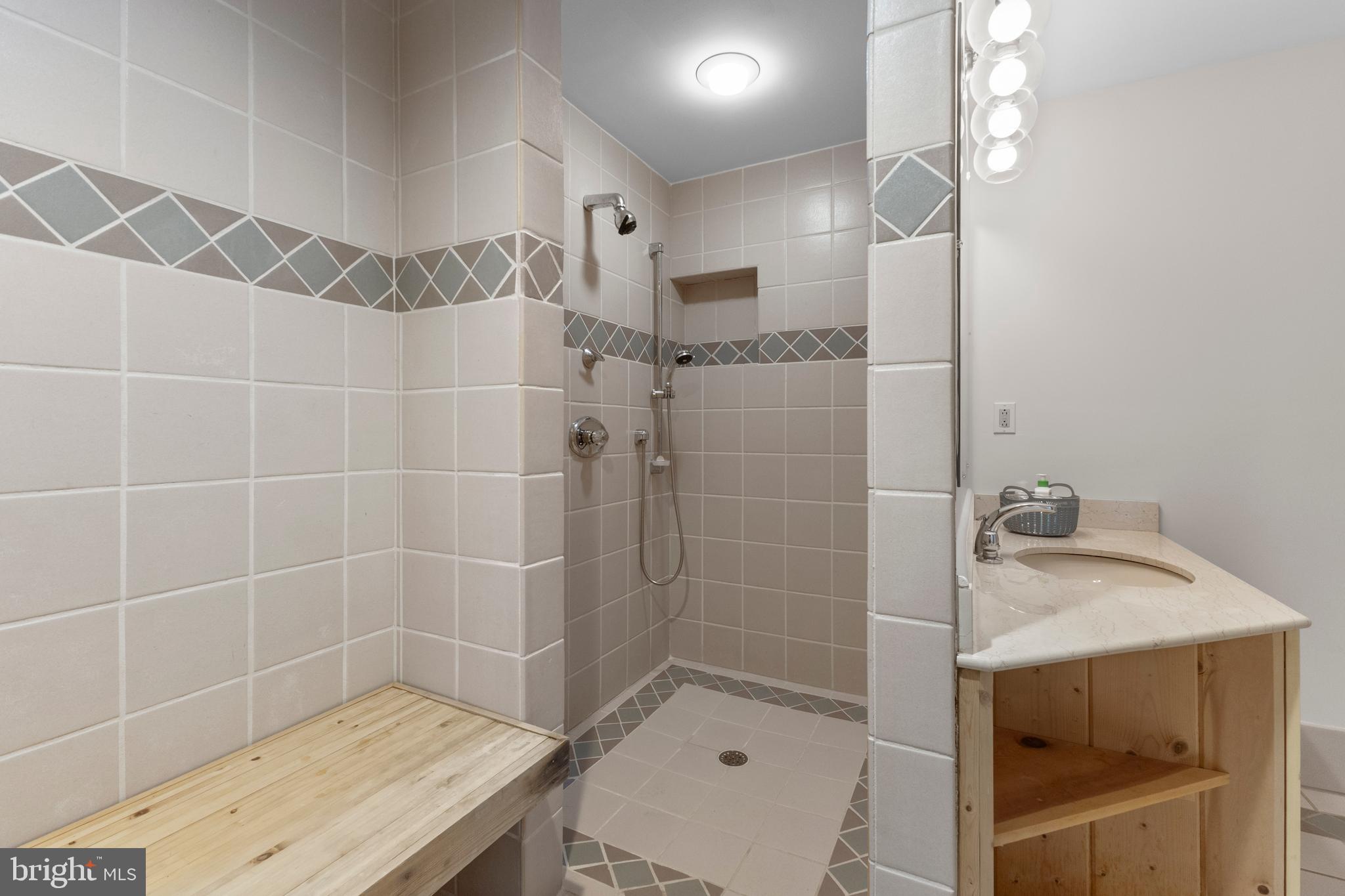 11103 Burywood Lane Reston, VA 20194 - Photo 49 of 68