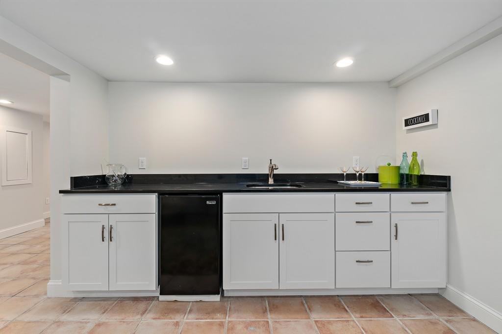 15 Claire Road Amesbury, MA 01913 - Photo 24 of 40