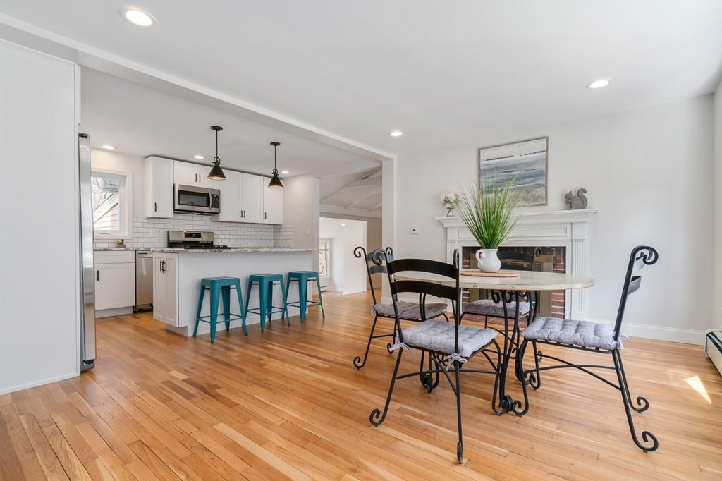 15 Claire Road Amesbury, MA 01913 - Photo 4 of 40