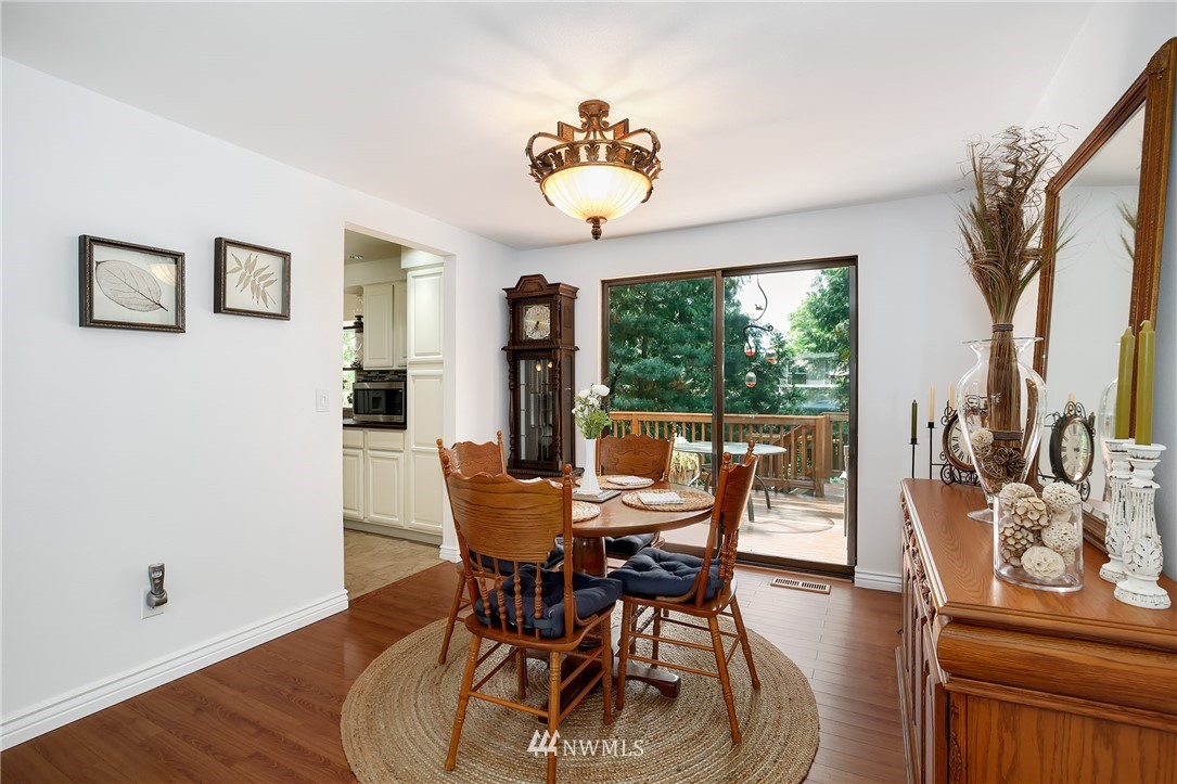 2724 169th Street Southeast Bothell, WA 98012 - Photo 7 of 21