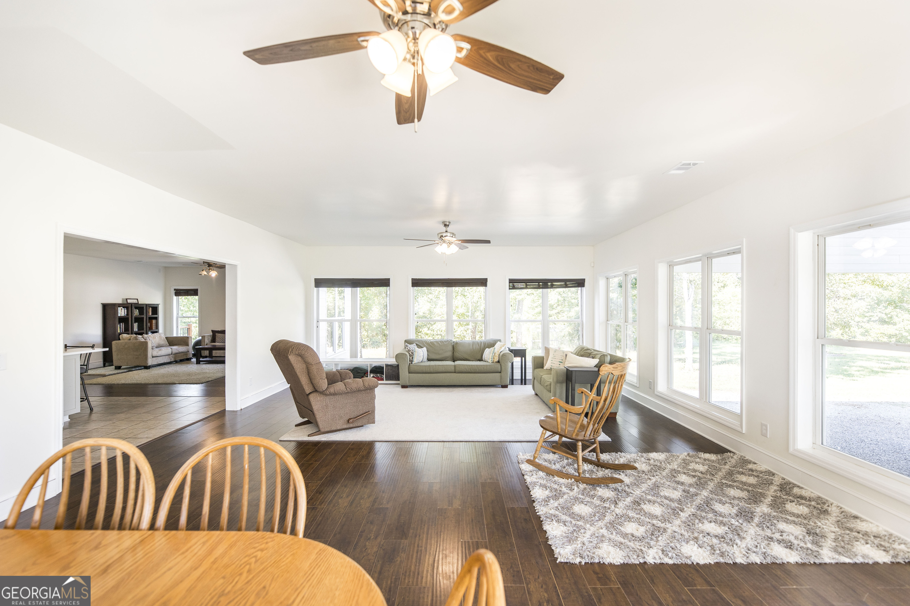 1979 Dent Road Musella, GA 31066 - Photo 18 of 77 a living room with furniture and a large window