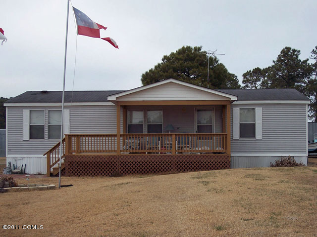 697 Straits Road Gloucester, NC 28528 - Photo 1 of 5 front