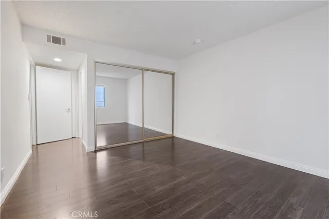 $600,001 | 433 South Manhattan Place, Unit 209, Los Angeles, CA 90020