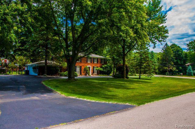 450 Apple Hill Lane Rochester Hills, MI 48306 - Photo 2 of 44