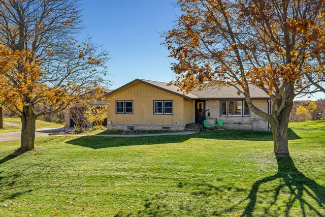 $319,900 | W5285 County Road F, Shelby, WI 54601