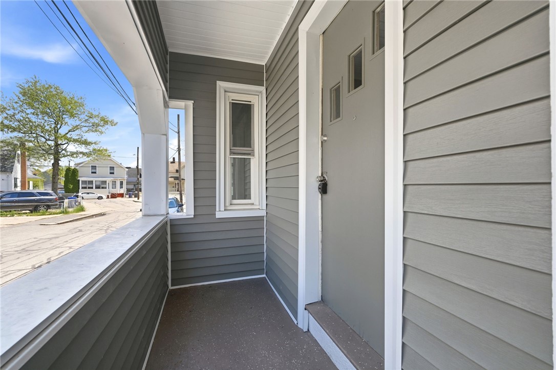 35 Lawrence Street Providence, RI 02909 - Photo 24 of 32