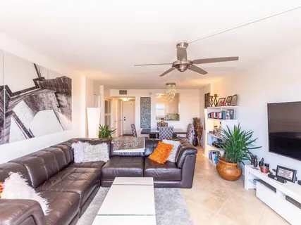 $259,950 | 801 South Federal Highway, Unit 519, Pompano Beach, FL 33062