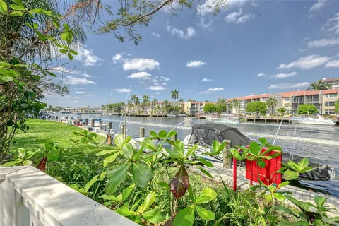 $259,950 | 801 South Federal Highway, Unit 519, Pompano Beach, FL 33062