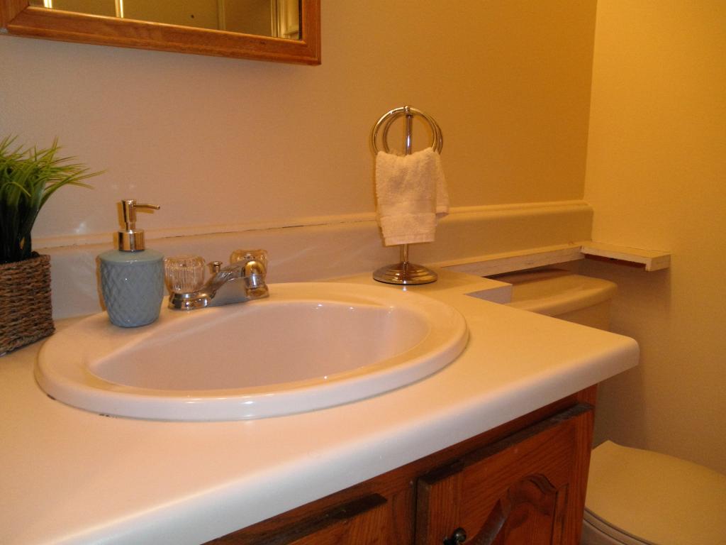 73 Shelburne Road, Unit 73 Merrimack, NH 03054 - Photo 12 of 18 Gallery Image 12