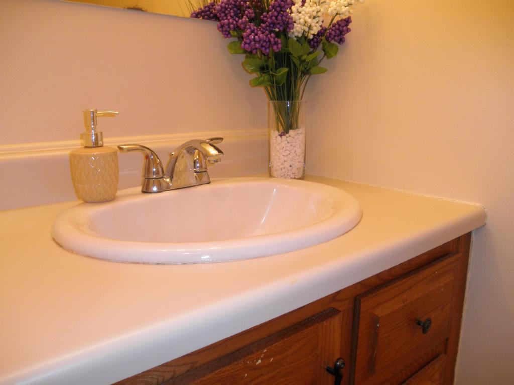 73 Shelburne Road, Unit 73 Merrimack, NH 03054 - Photo 7 of 18 Gallery Image 7