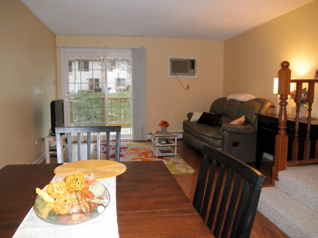 73 Shelburne Road, Unit 73 Merrimack, NH 03054 - Photo 9 of 18 Gallery Image 9