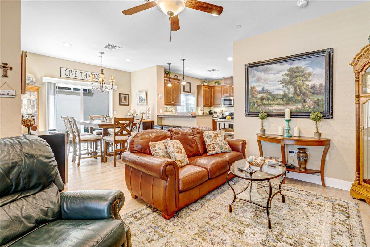 12833 Rogge Village Loop Salinas, CA 93906 - Photo 11 of 55