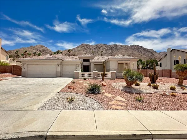 $795,000 | 948 Sugar Springs Drive, Las Vegas, NV 89110