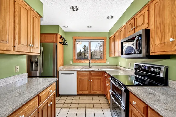 $560,000 | 26 Harbor Drive, Unit 26, Lincolnville, ME 04849