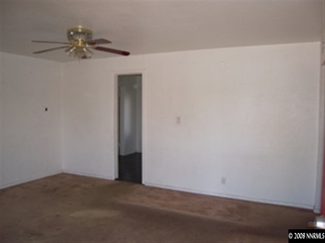 595 Apple Street Reno, NV 89502 - Photo 4 of 9 a view of an empty room