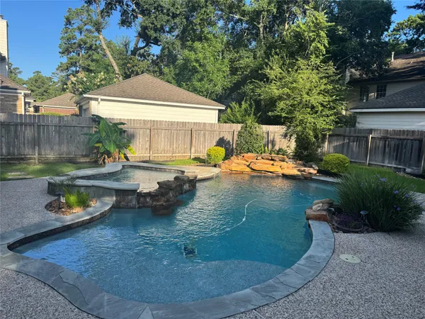 $4,000 | 27 West Rumple Creek Place, The Woodlands, TX 77381