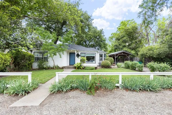 $385,000 | 432 West 6th Avenue, Chico, CA 95926