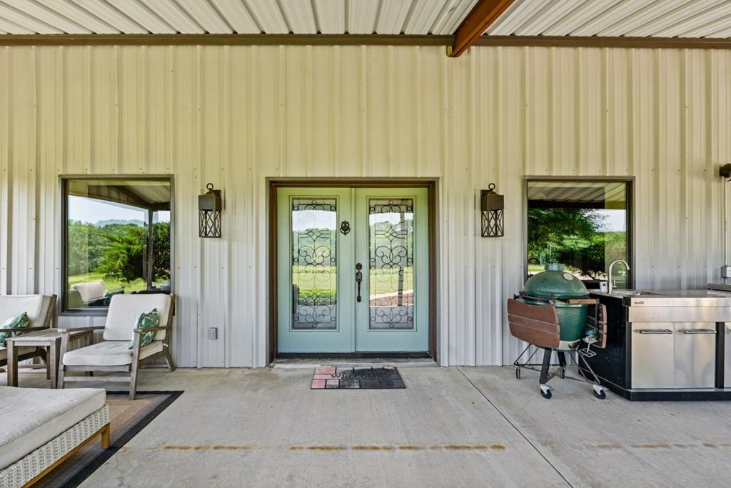 455 County Road 2808 Mabank, TX 75147 - Photo 12 of 40 a living room with furniture and a window