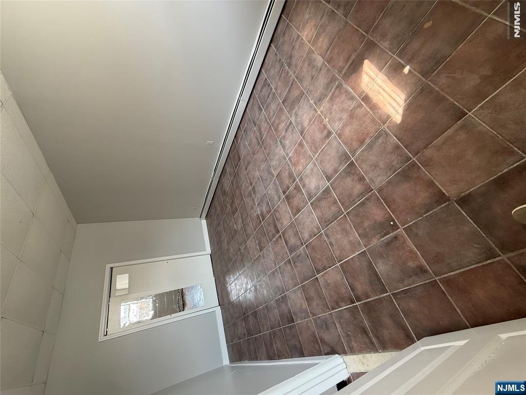 75 Lodi Street Hackensack, NJ 07601 - Photo 9 of 11