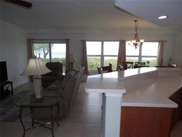 $2,100 | 101 North Marion Court, Unit 114, Punta Gorda, FL 33950