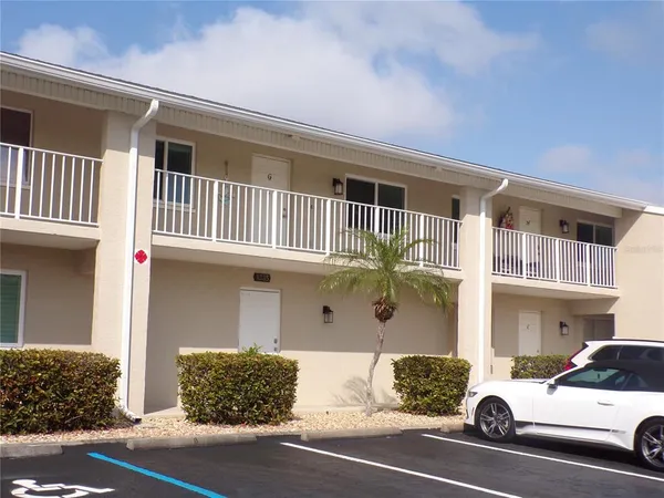 $2,100 | 101 North Marion Court, Unit 114, Punta Gorda, FL 33950