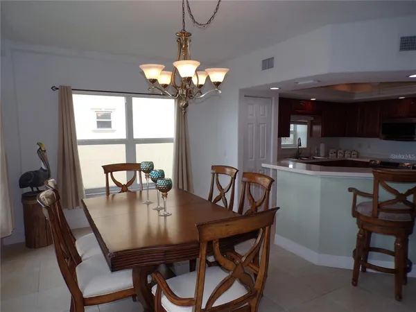 $2,100 | 101 North Marion Court, Unit 114, Punta Gorda, FL 33950