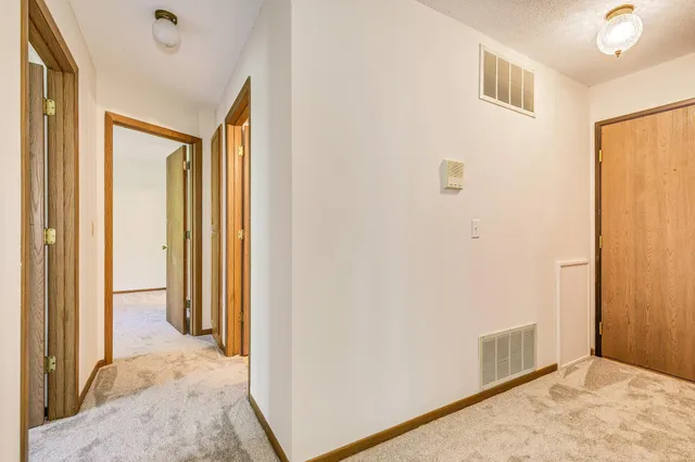 $199,900 | 3569 Blue Jay Way, Unit 201, Eagan, MN 55123