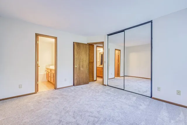 $199,900 | 3569 Blue Jay Way, Unit 201, Eagan, MN 55123