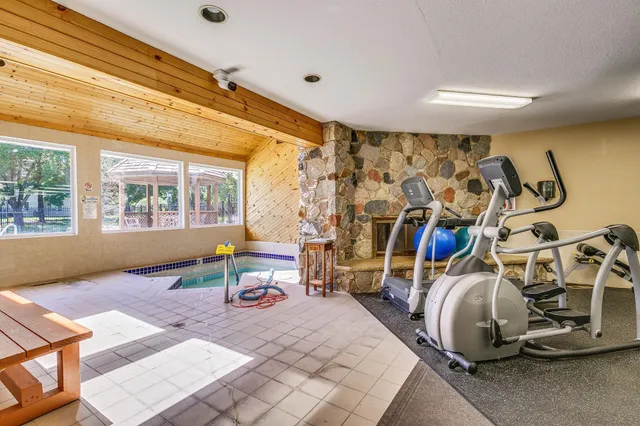 $199,900 | 3569 Blue Jay Way, Unit 201, Eagan, MN 55123