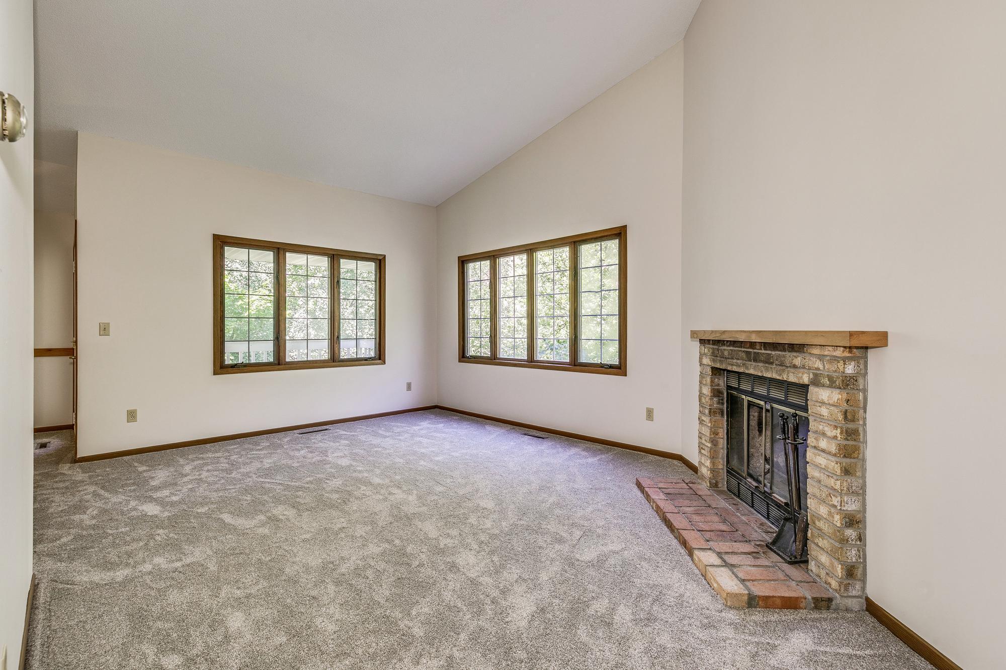 3569 Blue Jay Way, Unit 201 Eagan, MN 55123 - Photo 5 of 28