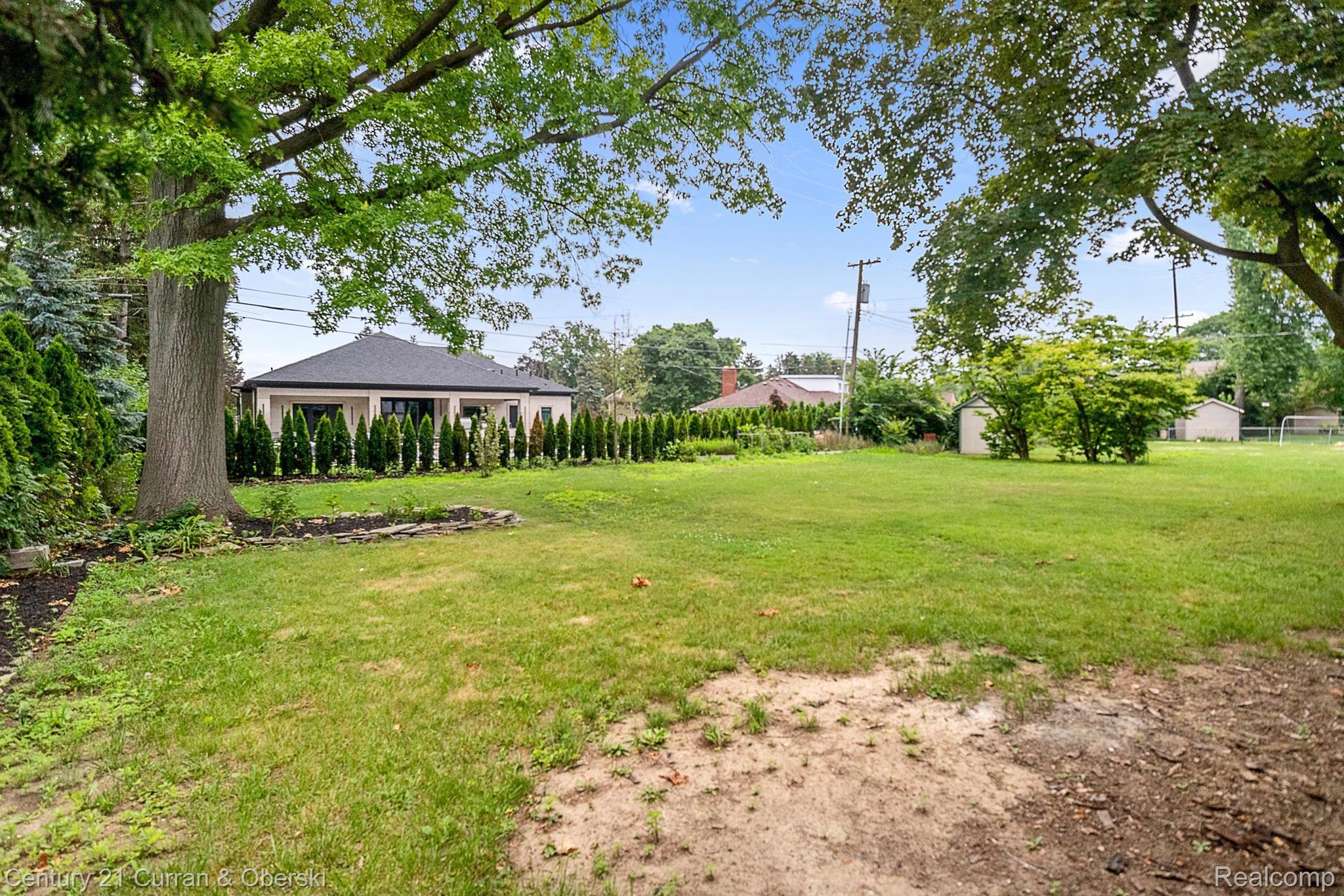 151 South Gulley Road Dearborn, MI 48124 - Photo 59 of 60