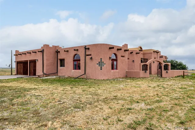 $1,099,000 | 4601 County Road 161, Strasburg, CO 80136