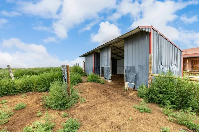 $1,099,000 | 4601 County Road 161, Strasburg, CO 80136