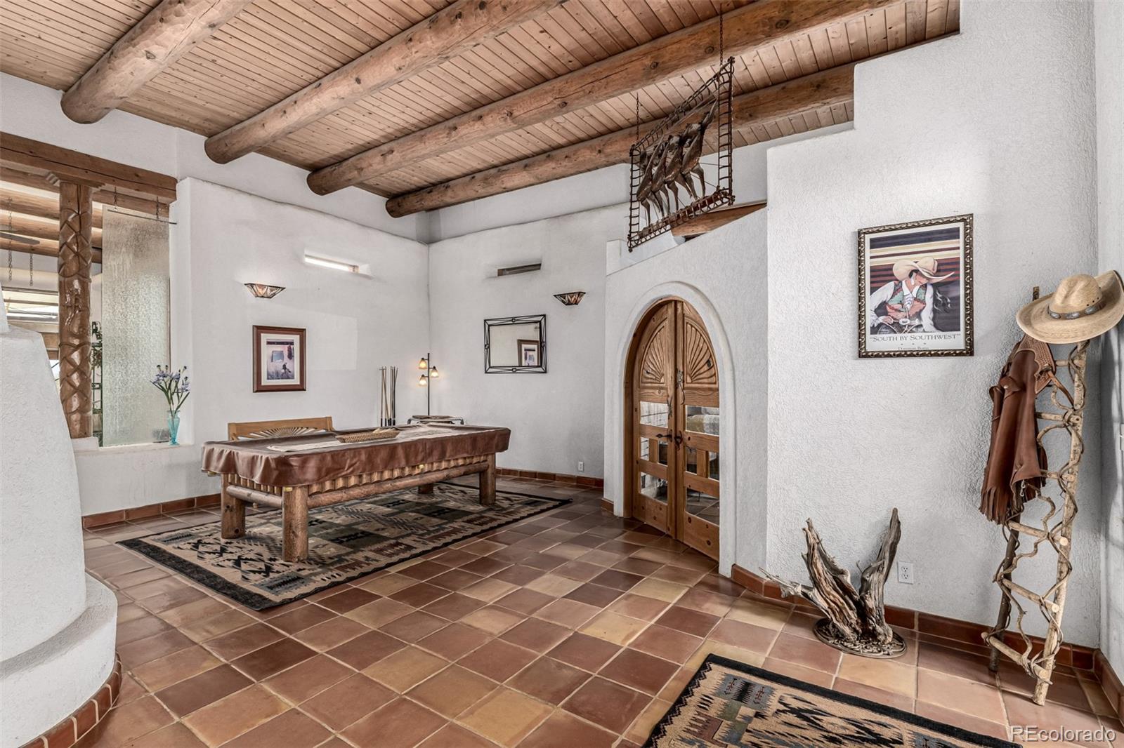 4601 County Road 161 Strasburg, CO 80136 - Photo 9 of 50 a living room with furniture