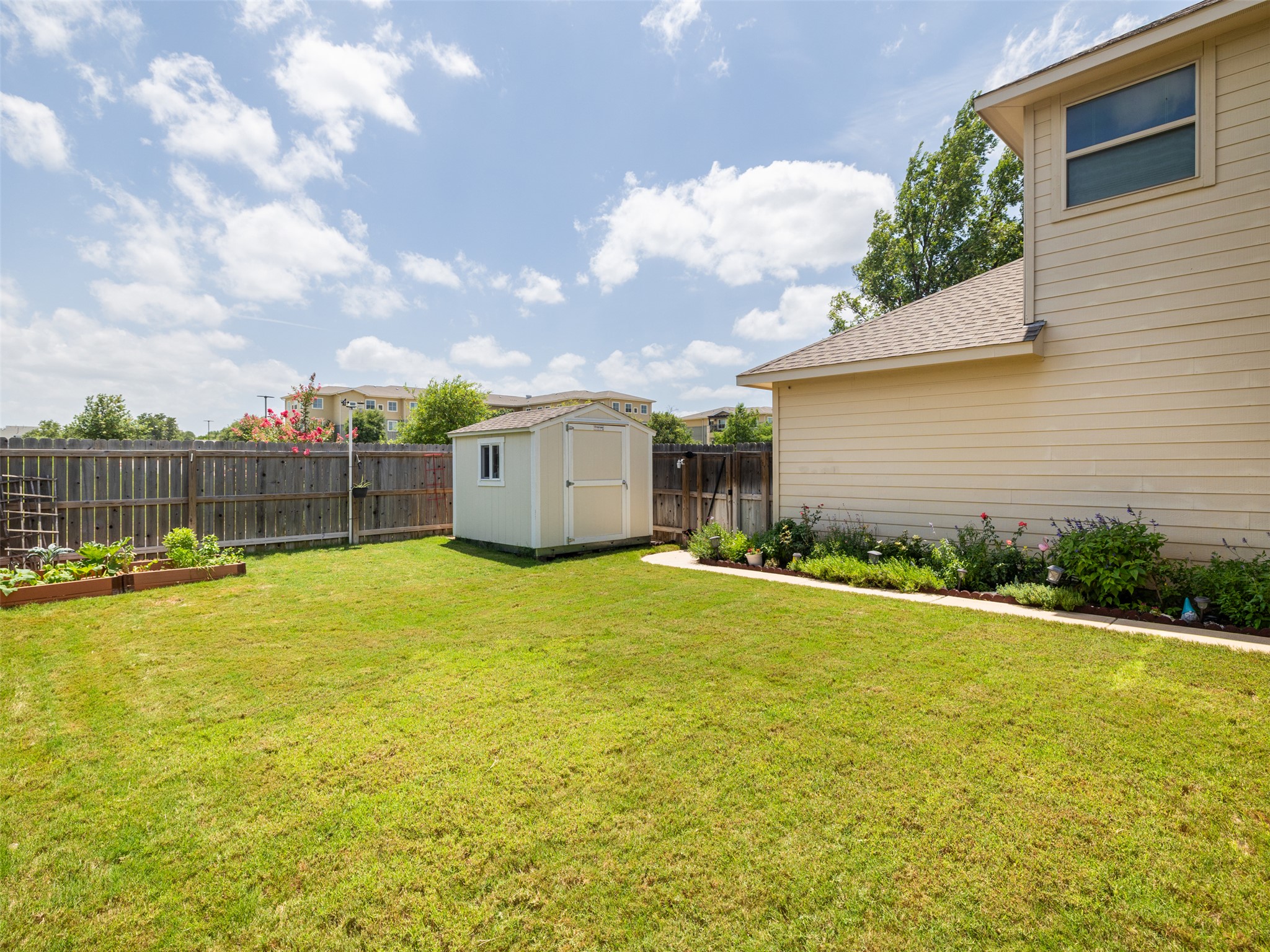 201 Sycamore Street Georgetown, TX 78633 - Photo 29 of 30