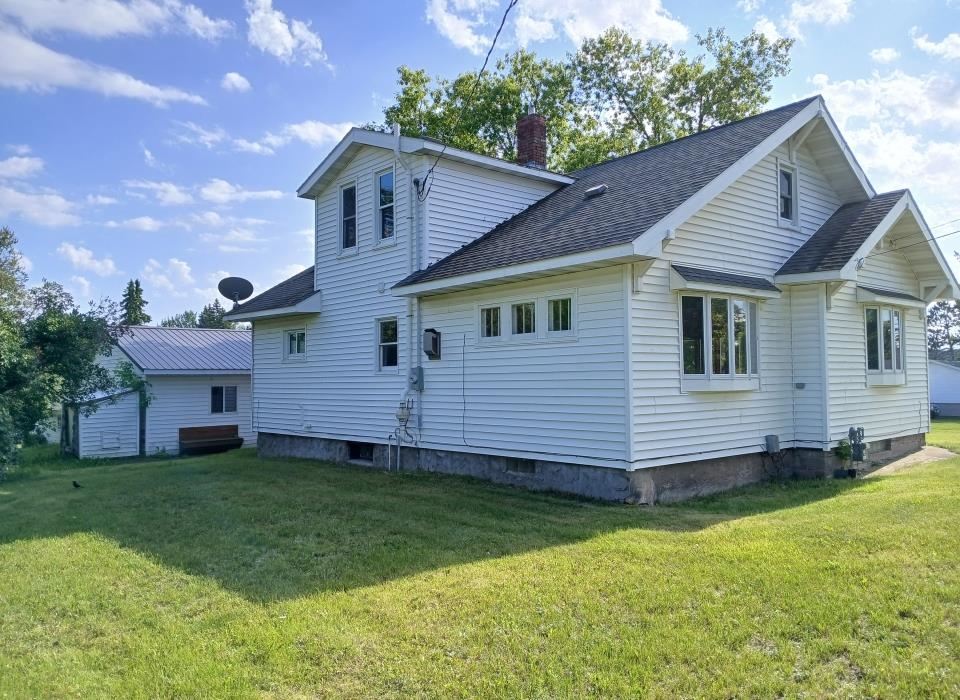 712 8th Street Cloquet, MN 55720 - Photo 4 of 21