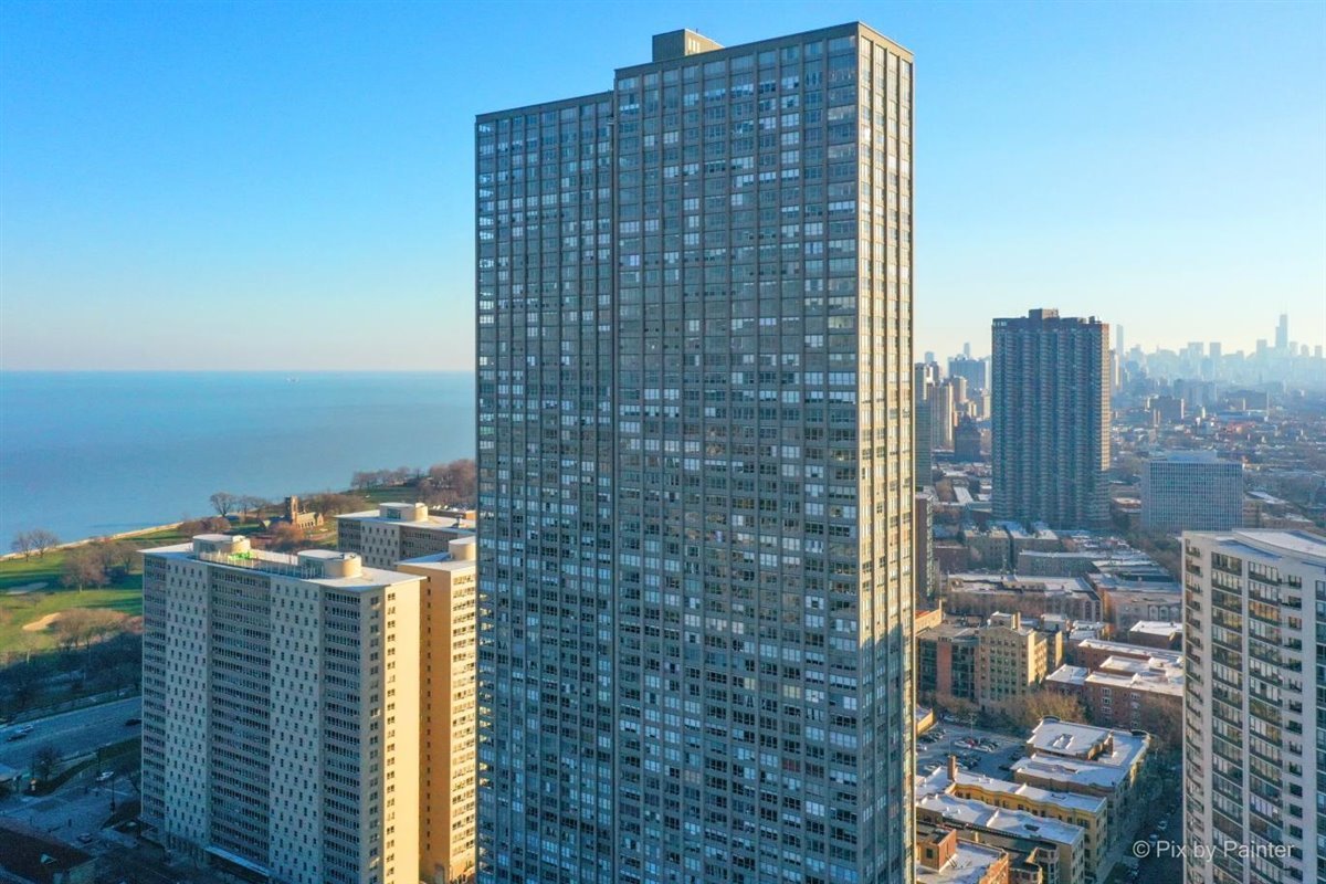 655 West Irving Park Road, Unit 1001 Chicago, IL 60613 - Photo 22 of 26