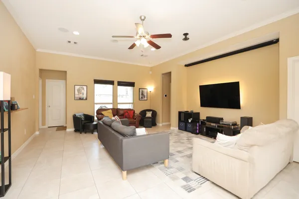 $2,175 | 6615 Goldspier Street, Houston, TX 77091