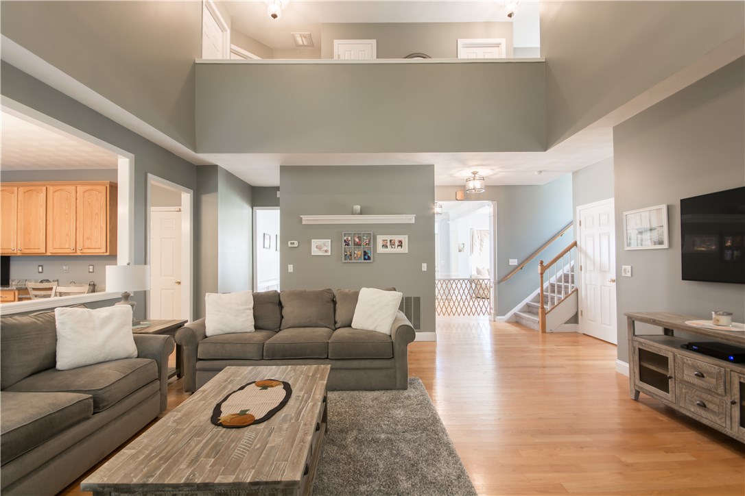371 Sleepy Hollow Farm Road Warwick, RI 02886 - Photo 12 of 39 Gallery Image 12