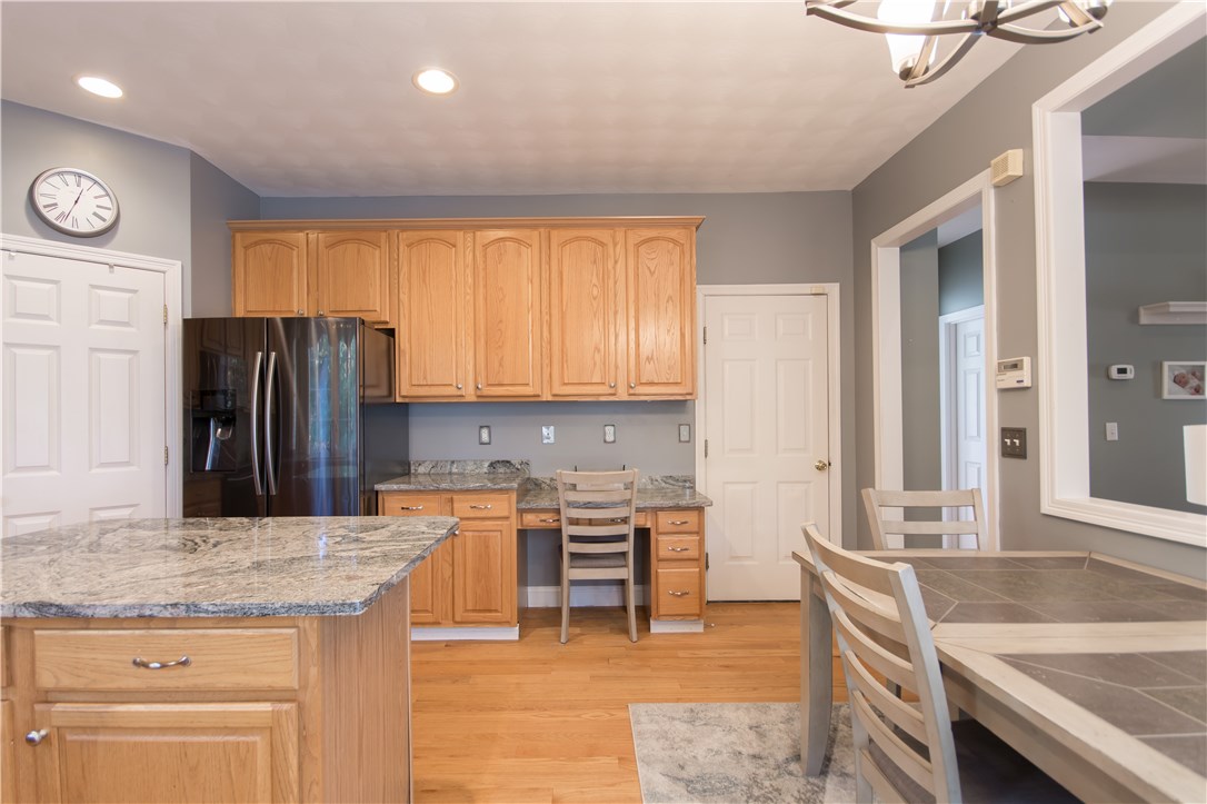 371 Sleepy Hollow Farm Road Warwick, RI 02886 - Photo 5 of 39 Gallery Image 5