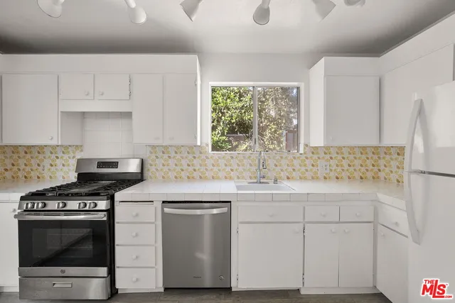 $3,795 | 8900 Guthrie Avenue, Los Angeles, CA 90034