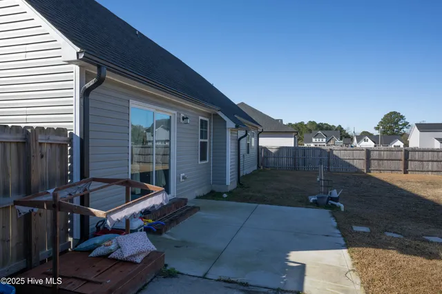 $325,000 | 311 James Hedrick Court, Jacksonville, NC 28540