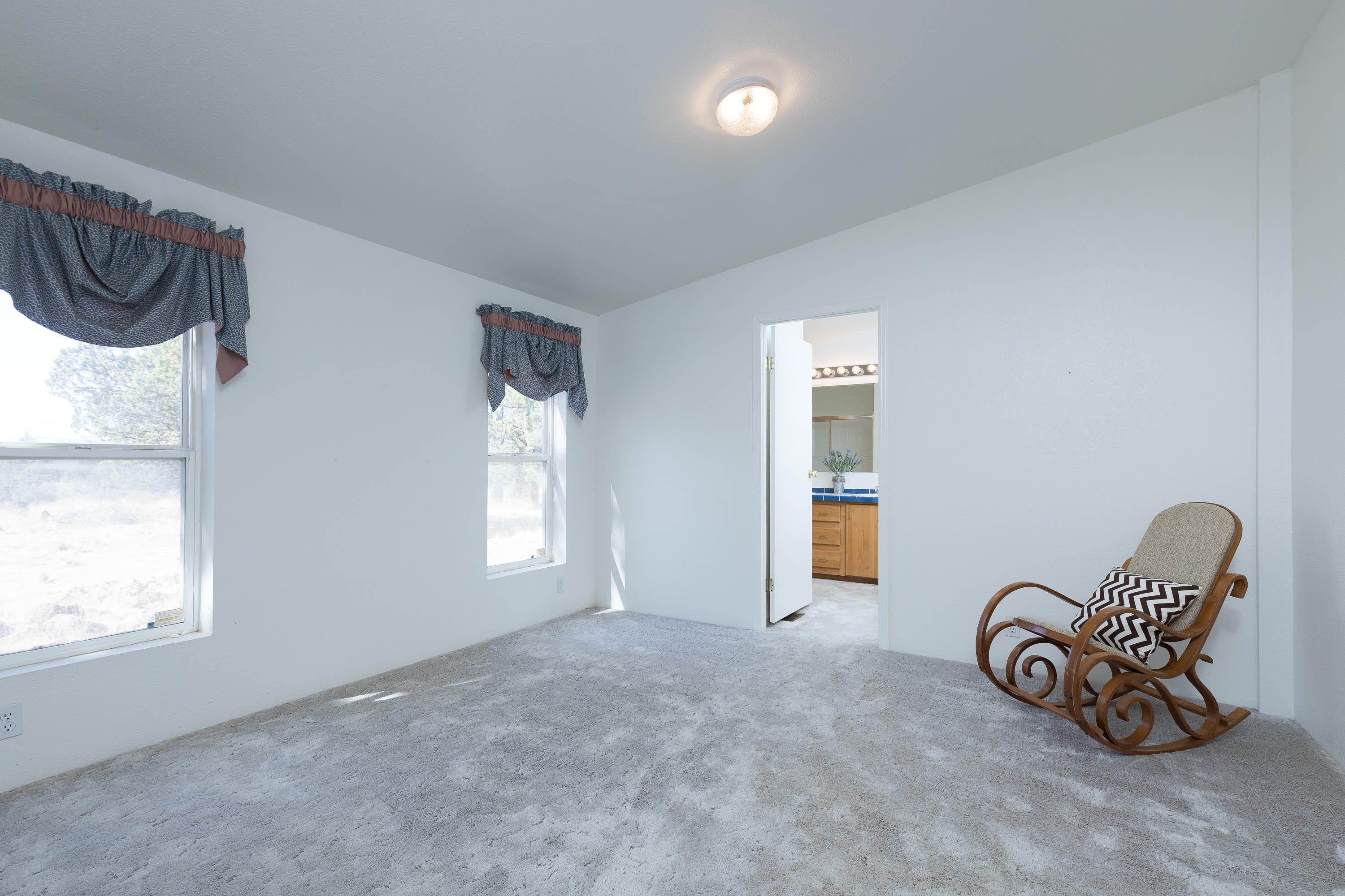 11651 Southwest Geneva Road Culver, OR 97734 - Photo 14 of 23 #14 11651 SW Geneva View (17 of 28)