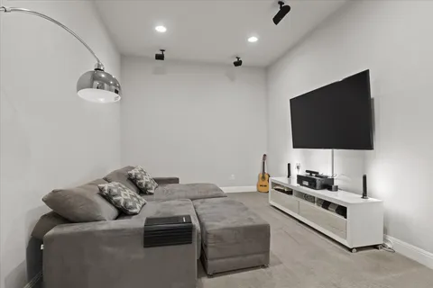 $725,000 | 837 Bliss Lane, Leander, TX 78641