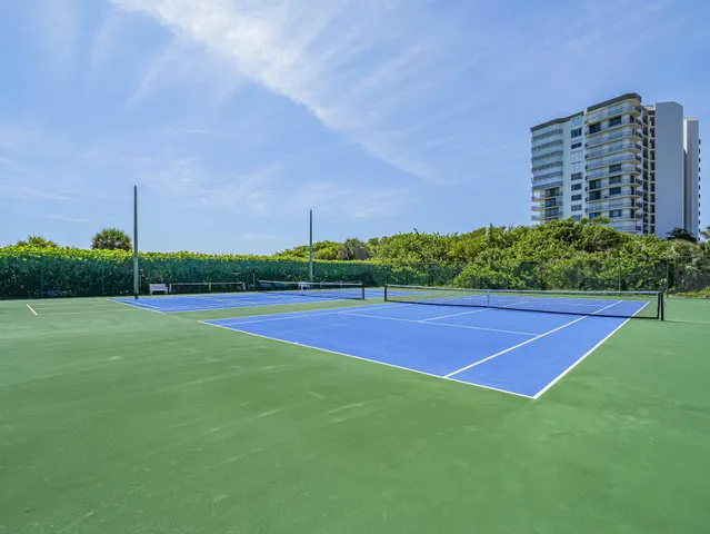 a view of a tennis court