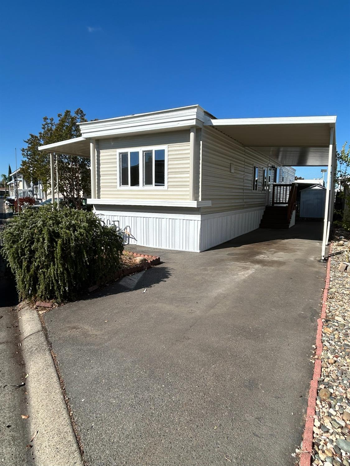 a view of a house with a outdoor space